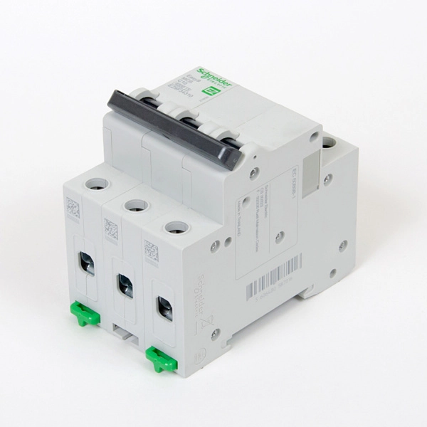 EZ9F34310 | Easy9, 3p, 10А, кривая C, 4,5кА — Автоматический выключатель, Schneider Electric