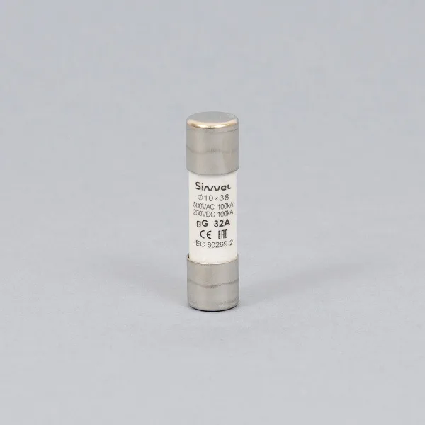 SV1038-32 | Плавкая вставка 32 А, gG, 10х38 мм, 500 В АС/ 250 B DC, Sinvel 