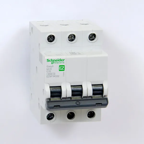  | Easy9, 3p, 32А, кривая C, 4,5кА — Автоматический выключатель, Schneider Electric