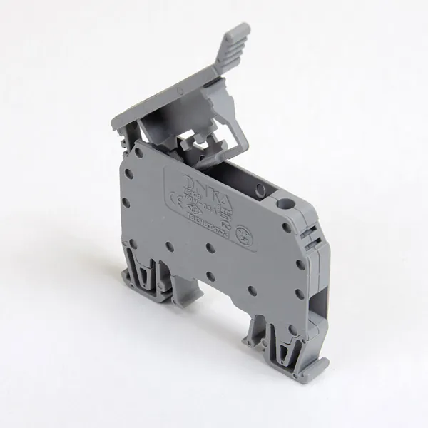 1010241 | Клеммник с держ. предохр. (5x20, 5x25) на DIN-рейку, 6 мм.кв. (серый), 1322, Onka