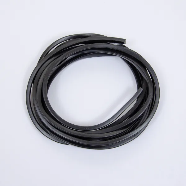 dkcR5PP01 | П-образный профиль для защиты кромок, для дверей и панелей, DKC