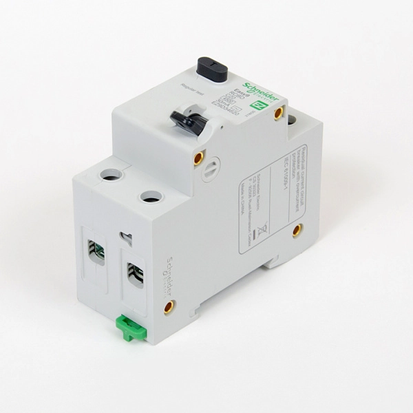 EZ9D34620 | Дифференциальный автомат Easy9, 1p+N 20А, кривая C, 30мА, тип AC, 4,5кА, Schneider Electric