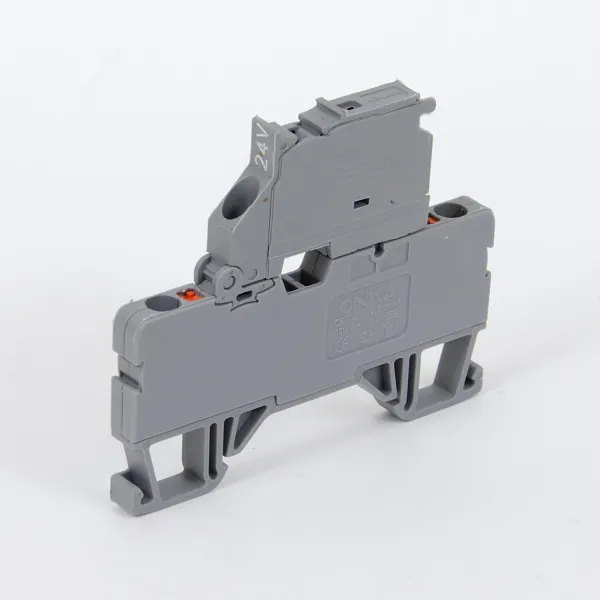 1020245 | Клеммник пруж.быстрозажимной (Push in) с держ.предохр.(5х20), 2,5 мм.кв., с ин, Onka