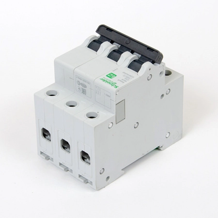 EZ9F34340 | Easy9, 3p, 40А, кривая C, 4,5кА — Автоматический выключатель, Schneider Electric