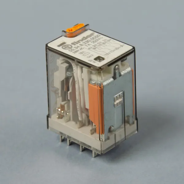 553482300050 | Универсальное реле, серия 55, 230В AC, 7 А, 4CO, Finder
