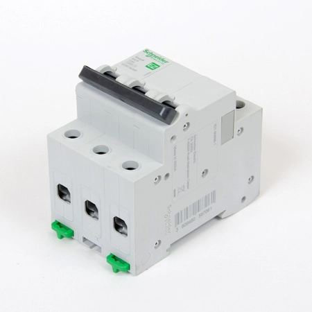 EZ9F34340 | Easy9, 3p, 40А, кривая C, 4,5кА — Автоматический выключатель, Schneider Electric