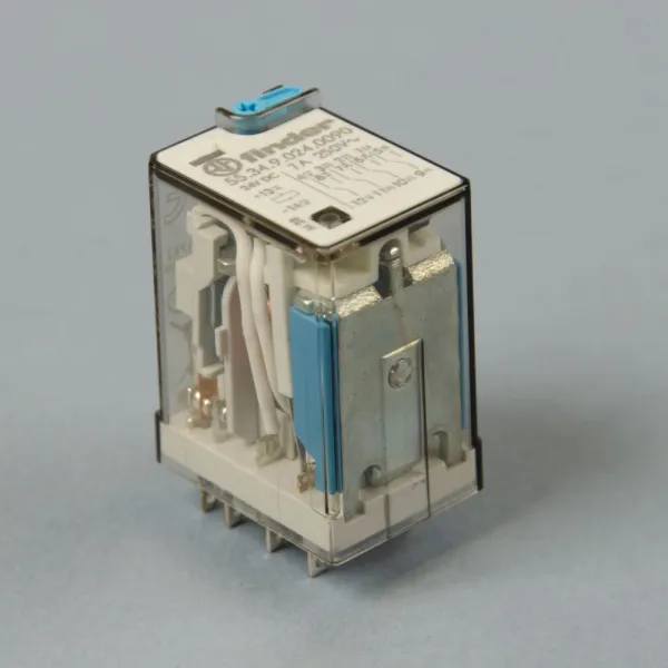 553490240090 | Универсальное реле, серия 55, 24В DC, 7 А, 4CO, Finder