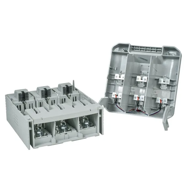 SV630-3S | Горизонтальный ПВР, 630 A, NH3, 3P, монтаж на плату, Sinvel 