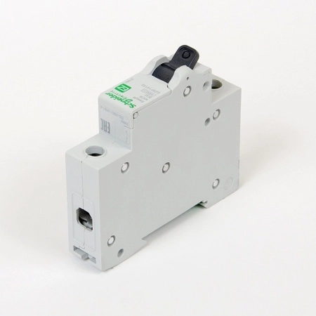 EZ9F14132 | Easy9, 1p, 32А, кривая B, 4,5кА — Автоматический выключатель, Schneider Electric