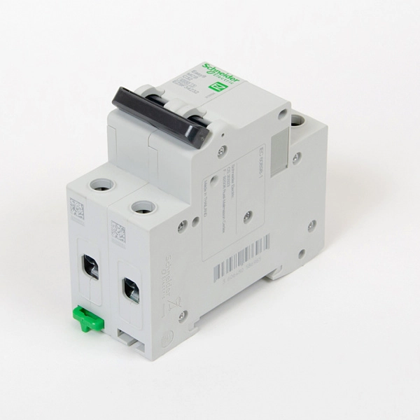 EZ9F34232 | Easy9, 2p, 32А, кривая C, 4,5кА — Автоматический выключатель, Schneider Electric