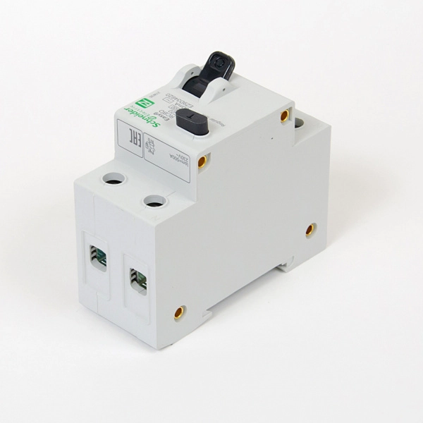 EZ9D34620 | Дифференциальный автомат Easy9, 1p+N 20А, кривая C, 30мА, тип AC, 4,5кА, Schneider Electric