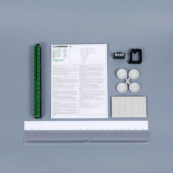 13982 | Щит навесной Kaedra IP65, 18 модулей, 1 ряд, Schneider Electric