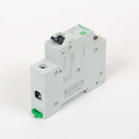  | Easy9, 1p, 40А, кривая C, 4,5кА — Автоматический выключатель, Schneider Electric
