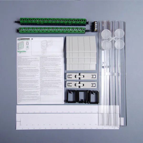 13987 | Щит навесной Kaedra IP65, 72 модуля, 4 ряда (4х18), Schneider Electric