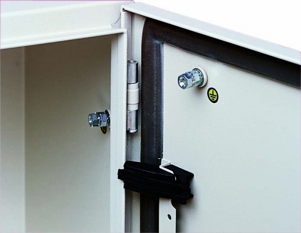 NSYAEDRS3DPA6 | Фиксатор двери для S3D, Schneider Electric