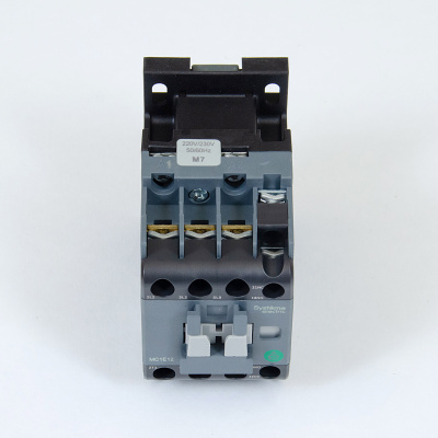 MC1E12M7 | КОНТАКТОР MC1E 3P 12A НО+НЗ 220V/230V 50/60ГЦ (LC1E1210M5), Systeme Electric