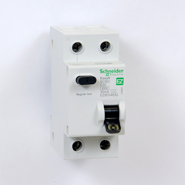  | Дифференциальный автомат Easy9, 1p+N 32А, кривая C, 30мА, тип AC, 4,5кА, Schneider Electric