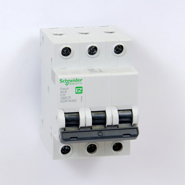 EZ9F34325 | Easy9, 3p, 25А, кривая C, 4,5кА — Автоматический выключатель, Schneider Electric