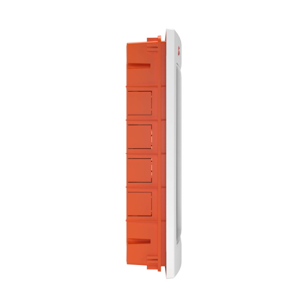 DKC 81536 Щиток встраив. с дверцей 36мод., IP 41, белый