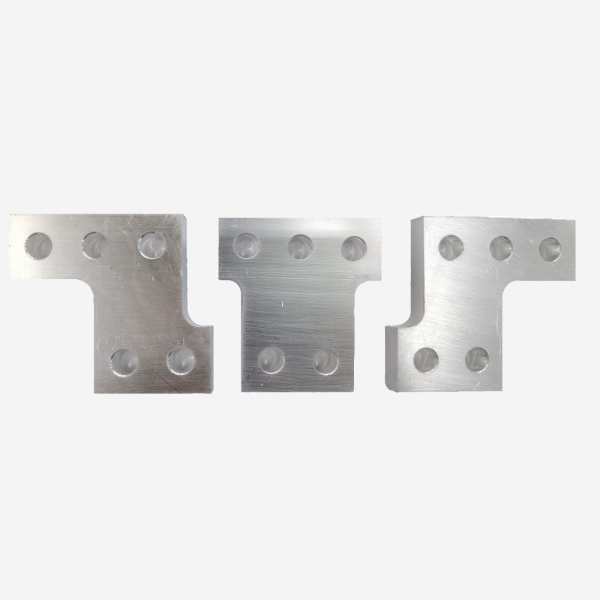 27315DEK | Шина вертикальная выносная 1 штуки ВА-752 4000А, Dekraft