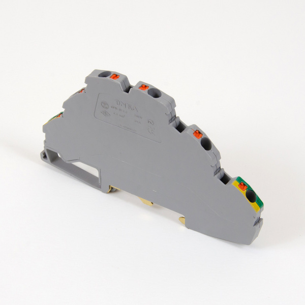 1020174 | Клеммник пруж.быстрозажимной (Push in) 3-х ярусный, с конт. на DIN-рейку, 2,5 мм.кв., (, Onka