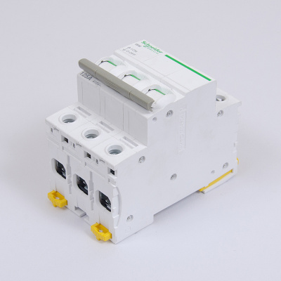 A9S65392 | Выключатель нагрузки, серия  iSW, 3p, 125А, Schneider Electric