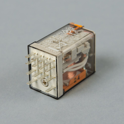 553480240040 | Универсальное реле, серия 55, 24В AC, 7 А, 4CO, Finder