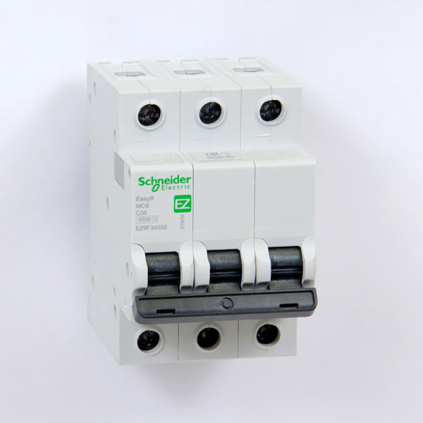EZ9F34350 | Easy9, 3p, 50А, кривая C, 4,5кА — Автоматический выключатель, Schneider Electric