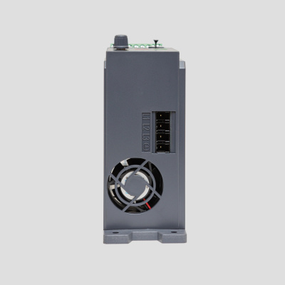 SID100-0R7-2B | Преобразователь частоты SID100, 0,75кВт - 150%, 1ф/3ф 220В, тормозной модуль, Sinvel