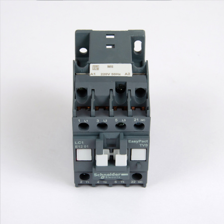 LC1E1201M5 | Контактор, серия EasyPact TVS, 3P, 12А, 1НЗ, управление 220В AC, Schneider Electric