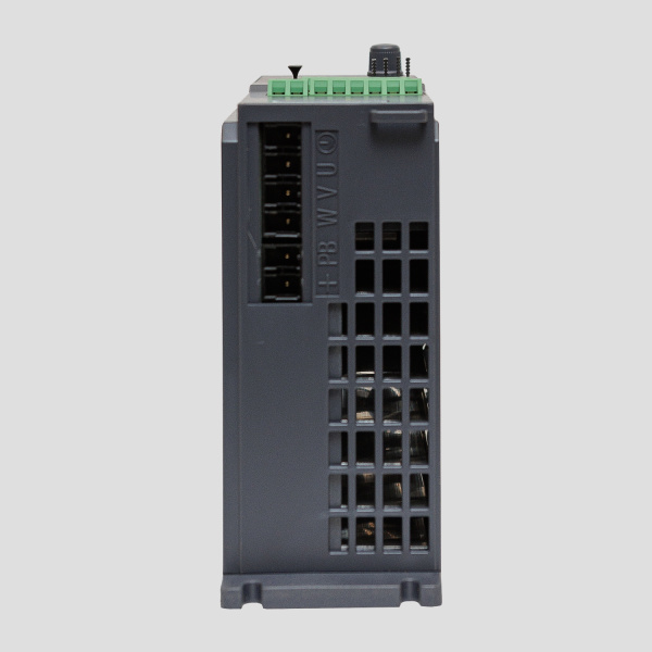 SID100-0R7-3B | Преобразователь частоты SID100, 0,75кВт - 150%, 3ф 380В, тормозной модуль, Sinvel