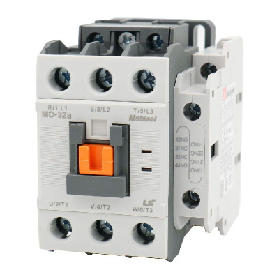 1337014700 | Контактор, серия MC, 3P, 40 А, 2 НО + 2 НЗ, управление 220В AC, LSis