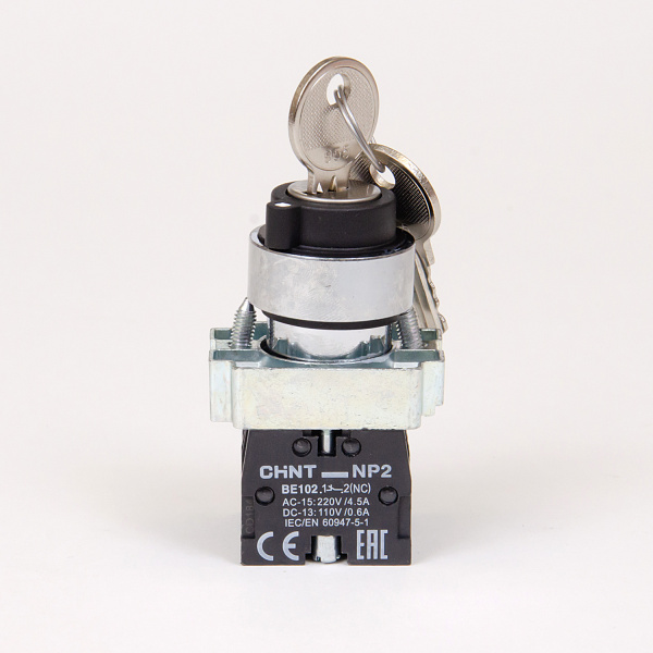 573988 | Переключатель NP2-BG25, 2 положения, фиксация, 1НО+1НЗ, IP40, Chint