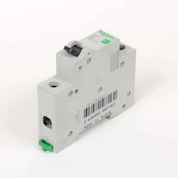 EZ9F14150 | Easy9, 1p, 50А, кривая B, 4,5кА — Автоматический выключатель, Schneider Electric