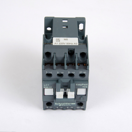 LC1E0901M5 | Контактор, серия EasyPact TVS, 3P, 9А, 1НЗ, управление 220В AC, Schneider Electric