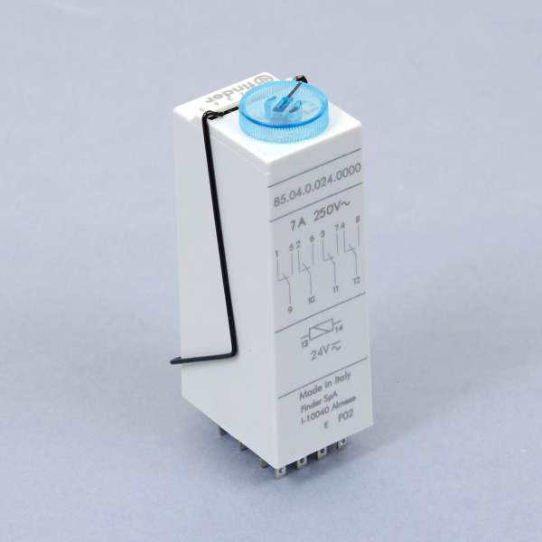 850400240000 | Таймер 85 серии, функции AI;DI;SW;GI, 4 СО, питание 24В АC/DC, Finder