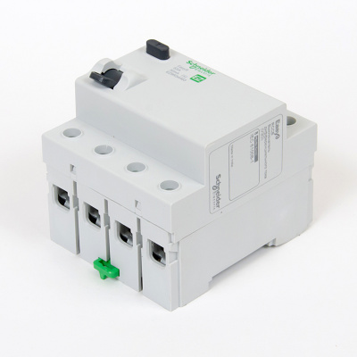 EZ9R34463 | УЗО, серия Easy9, 3p+N, 63А, 30мА, тип AC, Schneider Electric