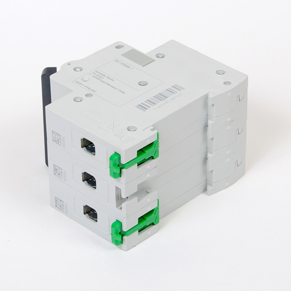 EZ9F34320 | Easy9, 3p, 20А, кривая C, 4,5кА — Автоматический выключатель, Schneider Electric