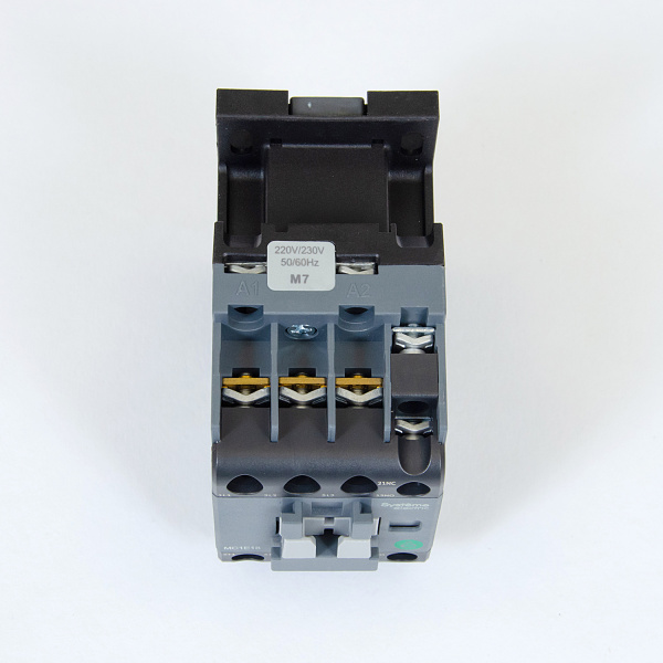 MC1E18M7 | КОНТАКТОР MC1E 3P 18A НО+НЗ 220V/230V 50/60ГЦ (LC1E1810M5), Systeme Electric