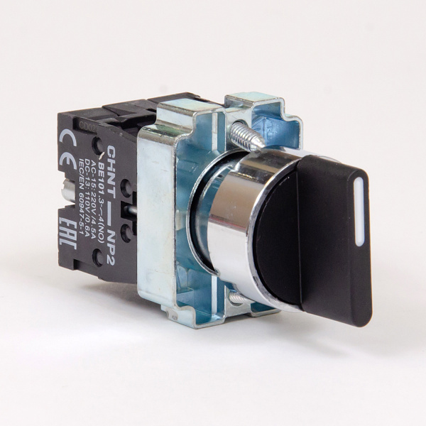 573985 | Переключатель NP2-BD53, 3 положения возвратом, 2НО, IP40, Chint