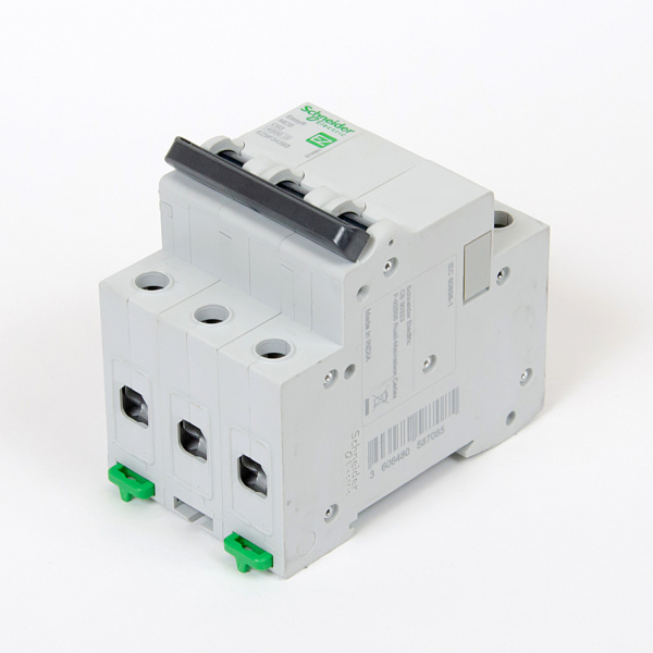 EZ9F34363 | Easy9, 3p, 63А, кривая C, 4,5кА — Автоматический выключатель, Schneider Electric