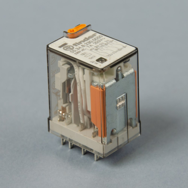 553482300050 | Универсальное реле, серия 55, 230В AC, 7 А, 4CO, Finder