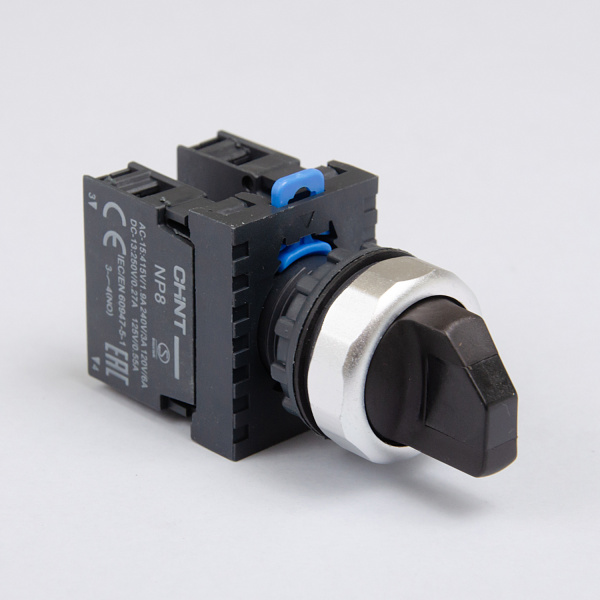 578767 | Переключатель, NP8-20X/332, 3 положения, самовозврат, 45 градусов, черный, 2НО, IP65, Chint