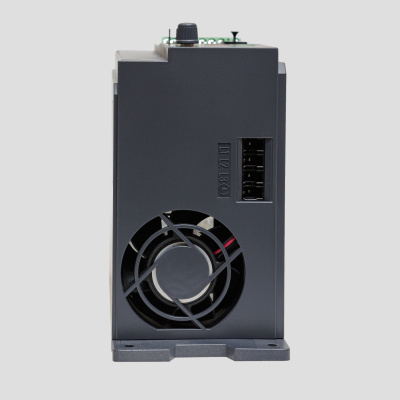 SID100-1R5-2B | Преобразователь частоты SID100, 1,5кВт - 150%, 1ф/3ф 220В, тормозной модуль, Sinvel