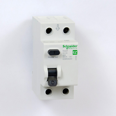 EZ9R34240 | УЗО, серия Easy9, 1p+N, 40А, 30мА, тип AC, Schneider Electric