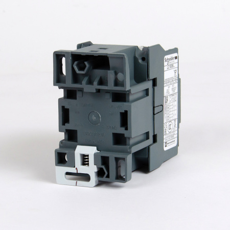 LC1E0901M5 | Контактор, серия EasyPact TVS, 3P, 9А, 1НЗ, управление 220В AC, Schneider Electric