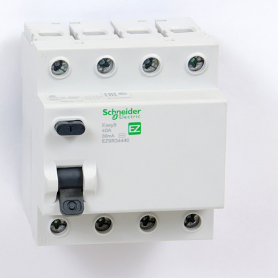 EZ9R34440 | УЗО, серия Easy9, 3p+N, 40А, 30мА, тип AC, Schneider Electric