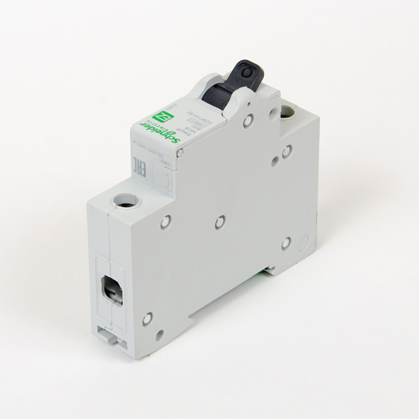 EZ9F14132 | Easy9, 1p, 32А, кривая B, 4,5кА — Автоматический выключатель, Schneider Electric