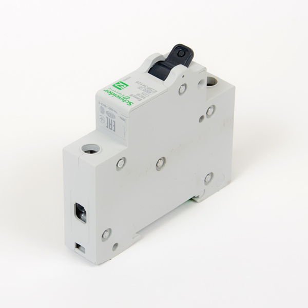  | Easy9, 1p, 25А, кривая C, 4,5кА — Автоматический выключатель, Schneider Electric