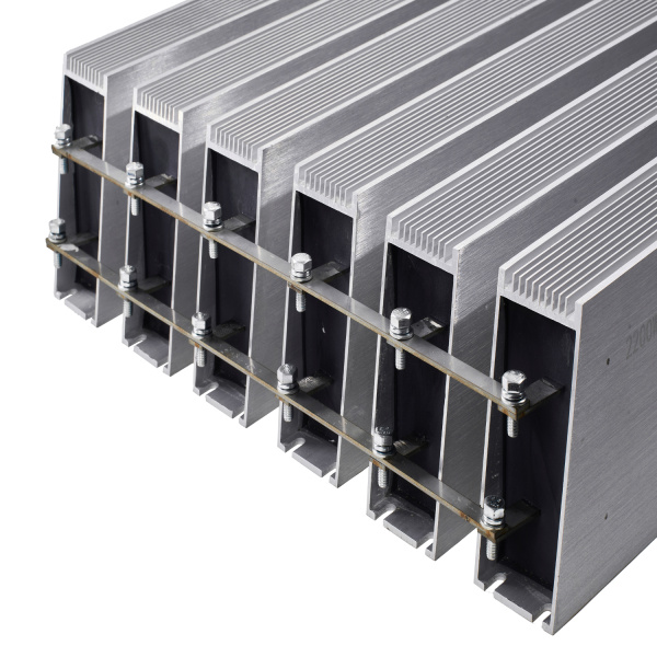 SV-RXLG-2200W60RJ*6 | Тормозной резистор 13,2 кВт, 10 Ом, IP54, Sinvel